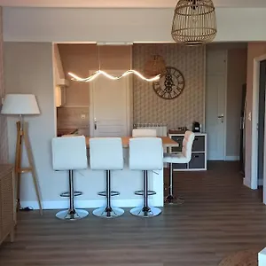 Maison Au Coeur D'un Village Classé Hébergement de vacances